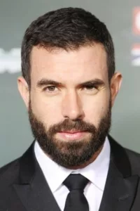 Tom Cullen is a Welsh stage and screen actor, best known for his leading role as Russell in the feature film « Weekend ». He graduated from the Royal Welsh College of Music and Drama, Cardiff, Wales, UK.   Date d’anniversaire : […]