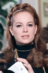 films et séries avec Luciana Paluzzi