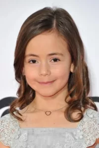 Hala Finley (born 18 May 2009) is an American actress. She is best known for her roles in Man with a Plan (2016–2020) as Emme Burns and We Can Be Heroes (2020) as Ojo.   Date d’anniversaire : 18/05/2009