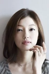 Lee El est une actrice sud-coréenne, née le 26 août 1982 à Séoul. Elle est connue pour avoir interprété les rôles dans le film Inside Men et dans les séries télévisées It’s Okay, That’s Love, Goblin, Black et A Korean […]