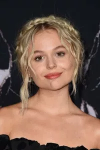 Emily Alyn Lind (born 2002) is an American actress best known as Vanessa in the Hallmark movie, November Christmas and as Emma in All My Children. She’s the daughter of actress Barbara Alyn Woods and John Lind. She has an […]