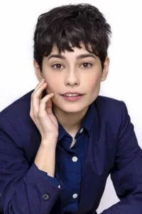 Ceci Balagot is an actor, known for Girl Meets World (2014), A History of Radness (2015) and Monster High (2022). Balagot uses he/they pronouns and came out as transgender on March 18th, 2021.   Date d’anniversaire : 02/04/2001