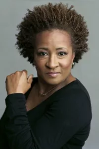Wanda Sykes (born March 7, 1964) is an American writer, stand-up comedian and actress. She earned the 1999 Emmy Award for her writing on The Chris Rock Show. In 2004 Entertainment Weekly named her as one of the 25 funniest […]