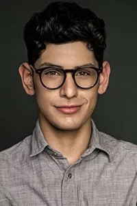 Matthew « Matt » Bennett is an American actor. He is best known for playing the role of Robbie Shapiro in the Nickelodeon sitcom, Victorious. Description above from the Wikipedia article Matt Bennett, licensed under CC-BY-SA, full list of contributors on Wikipedia […]