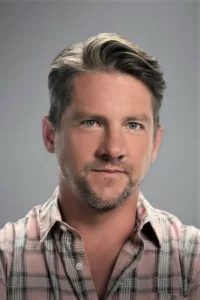 Zachary Andrew Knighton (born October 25, 1978) is an American actor who currently stars as Dave Rose on the ABC comedy series Happy Endings. Prior to that, he co-starred as Dr. Bryce Varley on ABC’s science fiction series FlashForward from […]