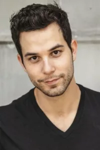 Skylar Astin Lipstein (born September 23, 1987) is an American actor and singer. He’s best known for portraying Jesse Swanson in the musical films Pitch Perfect (2012) and Pitch Perfect 2 (2015). He was in the original cast of the […]