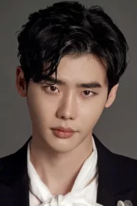 Lee Jong-suk (Korean: 이종석, born September 14, 1989) is a South Korean actor and model. He debuted in 2005 as a runway model, becoming the youngest male model ever to participate in Seoul Fashion Week. Lee’s breakthrough role was in […]