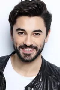 Gökhan Alkan (born 8 December 1987) is a Turkish actor. He is multi-faceted in various fields and is trained in solfège, singing and is professionally engaged in acting, sports, voice acting, poetry and lyricism. Alkan received his acting and singing […]