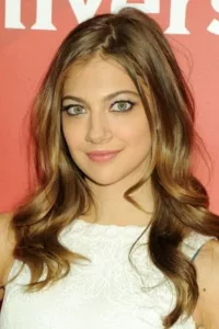 Mia Serafino est née le 19 avril 1989 à Détroit, Michigan, États-Unis.   Date d’anniversaire : 19/04/1989