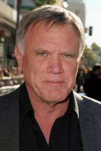 Joseph Eggleston « Joe » Johnston II is an American film director and former effects artist best known for his work on the Star Wars films, as well as directing special effects-heavy films such as Honey I Shrunk the Kids, Jumanji, The […]