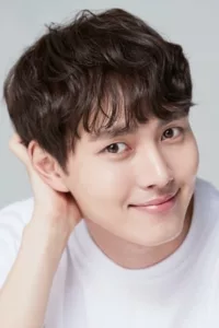 Lee Tae-ri (born June 28, 1993) is a South Korean actor. He is well known for his role as young Yang Myung in Moon Embracing the Sun (2012) and Song Mang-boo in Rooftop Prince (2012). He changed his stage name […]