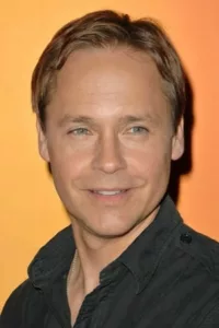 ​From Wikipedia, the free encyclopedia. Charles Conrad « Chad » Lowe (born January 15, 1968) is an American actor. He is the younger brother of fellow actor Rob Lowe. He won an Emmy Award for his supporting role in Life Goes On […]