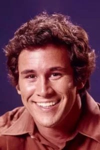 Michael Leonard Ontkean (né le 24 janvier 1946) est un acteur à la retraite canadienne.   Date d’anniversaire : 24/01/1946