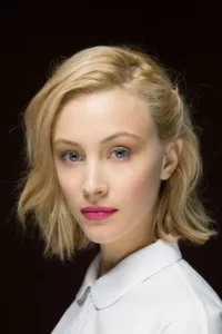 films et séries avec Sarah Gadon