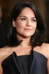Sarah Greene (born 24 July 1984) is an Irish actress and singer. She is best known for portraying Lorraine Waldron in Normal People and Hecate Poole in Penny Dreadful.   Date d’anniversaire : 24/07/1984