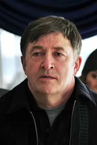Aleksander Krupa, often credited as Olek Krupa, born August 31, 1955, is a Polish actor best known for playing villains and/or criminals, such as in Blue Streak and Home Alone 3. He also notably portrayed a Serb general engaged in […]