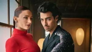 Sophie Turner et son ancien conjoint, Joe Jonas, ont trouvé un accord concernant la garde de leurs enfants. Turner a demandé le retrait de ses accusations d’enlèvement d’enfants contre Jonas à partir de 2023, suspendant temporairement leur litige juridique en […]