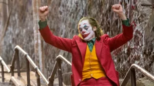 Le 26 décembre 2023 à 9h06, le célèbre réalisateur Todd Phillips a dévoilé deux images inédites de son prochain film très attendu, « Joker : Folie à Deux ». Nous y découvrons notamment une première vue de la populaire Lady Gaga dans […]