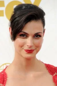 Morena Baccarin (born June 2, 1979) is a Brazilian-born American actress most widely known for roles in several American science fiction television shows: as Inara Serra in the series Firefly   Date d’anniversaire : 02/06/1979