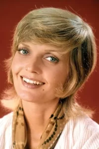 Florence Agnes Henderson était une actrice et chanteuse américaine.   Date d’anniversaire : 14/02/1934