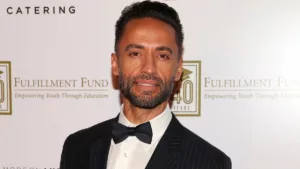 Le célèbre acteur Kamar de los Reyes, connu pour son interprétation d’Antonio Vega dans le soap opera d’ABC « One Life to Live », est décédé dimanche à Los Angeles des suites d’un cancer, selon ce qu’a annoncé le publiciste de son […]