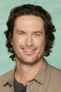 Oliver Rutledge Hudson (born September 7, 1976) is an American actor. He’s best known for his roles as Alan Rhodes on CBS’ sitcom Rules Of Engagement, Garrett Miller on The Cleaning Lady, Martin on the sitcom Splitting Up Together, Wes […]