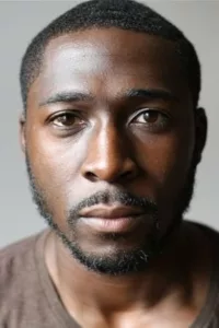 Eric Kofi Abrefa is a British stage, film and television actor, trained at the Royal Welsh College of Music and Drama, Cardiff, Wales, UK.   Date d’anniversaire : //
