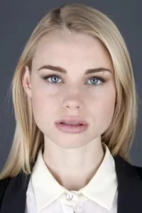 Lucy Fry is an Australian actress best know for portraying Zoey in Lightening Point and Lyla in the popular spin-off to H20: Just Add Water, Mako Mermaids. In 2013 she was cast as Lissa Dragomir in the highly anticipated film […]