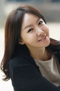 Kim Hee-jeong (김희정) is a South Korean actress, musical actress, and singer.   Date d’anniversaire : 18/08/1980