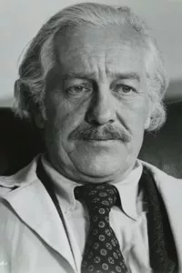 Strother Martin (March 26, 1919 – August 1, 1980) was an American actor in numerous films and television programs. Martin is perhaps best known as the prison « captain » in the 1967 film Cool Hand Luke, where he uttered the line, […]