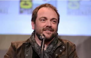 L’acteur britannique Mark Sheppard, célèbre pour son rôle du démon Crowley dans la série Supernaturel, a révélé avoir survécu à six crises cardiaques. Il a partagé son expérience sur Instagram, expliquant qu’il a été victime de cette attaque, vendredi 1er […]