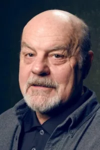 Frederick Reginald Ironside, known as Michael Ironside, is a Canadian actor. He has worked as a voice actor, producer, film director, and screenwriter in movie and television series in various Canadian and American productions. Wikipedia   Date d’anniversaire : 12/02/1950