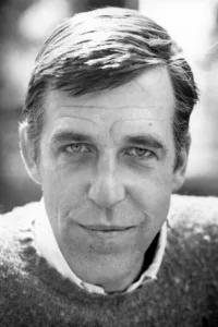 An American actor. Gwynne was best known for his roles in the 1960s sitcoms Car 54, Where Are You? and The Munsters, as well as his later roles in The Cotton Club, Pet Sematary and My Cousin Vinny.   Date […]