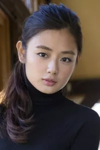 Moemi Katayama is a Japanese model, actress, and tarento from Tokyo who has modelled for a number of magazines and commercials as well as acting in theatre, film, television and radio. Affiliated with Wintarts, she graduated from Reitaku University’s Faculty […]