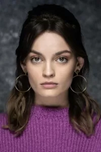 Emma Margaret Marie Tachard-Mackey (born January 4, 1996) is a British and French actress. Her breakthrough performance in the Netflix comedy-drama series Sex Education (2019–2023) earned her a British Academy Television Award nomination. Mackey has since starred in the mystery […]