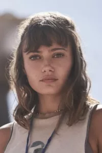 Ella Purnell (born 17 September 1996) is an English actress. She began her career as a child actress on the West End and in the film Never Let Me Go (2010). Purnell used to attend weekly classes at Sylvia Young […]