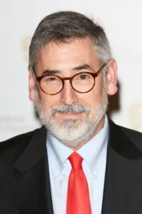 John Landis (born August 3, 1950) is an American film director, screenwriter, actor, and producer. He is known for his comedies, his horror films, and his music videos with singer Michael Jackson.   Date d’anniversaire : 03/08/1950