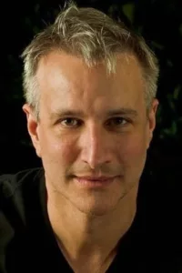 Bronson Alcott Pinchot (born May 20, 1959) is an American actor and narrator of many novels. He has appeared in several feature films, including Risky Business, Beverly Hills Cop (and reprising his popular supporting role in Beverly Hills Cop III), […]