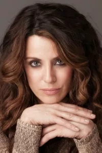 Alanna Ubach (born October 3, 1975) is an American actress and voice actress. She is known for her film roles as Serena in the Legally Blonde films, Angela in Bad Teacher, Isabel Villalobos in Meet the Fockers, and Naomi in […]