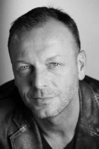 Hugo Speer was born in 1969 in Harrogate, Yorkshire, England, UK. He is an actor and director, known for The Full Monty (1997), The Interpreter (2005) and Nymphomaniac: Vol. I (2013). He has been married to Vivienne Harvey since February […]