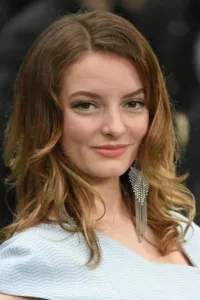 ​Dakota Blue Richards (born 11 April 1994) is an English actress. Ten thousand girls turned up for open auditions in Cambridge, Oxford, Exeter and Kendal for the role of Lyra Belacqua in the adaptation of ‘His Dark Materials: Northern Lights’ […]