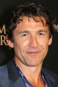 From Wikipedia, the free encyclopedia. Jonathan Cake (born August 31, 1967, Worthing, West Sussex, England) is an English actor who has worked on various TV programmes and series. His father was a glassware importer and his mother a school administrator. […]