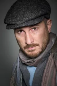Darren Aronofsky (born February 12, 1969) is an American film director, screenwriter and film producer. He attended Harvard University and AFI to study both live-action and animation. He won several film awards after completing his senior thesis film, « Supermarket Sweep », […]