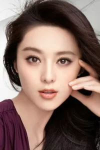 Fan Bing Bing (范冰冰, Fan Bingbing) (born 16 September 1981) is a Chinese actress, television producer and pop singer. Fan rose to fame in East Asia in 1998–1999 with the mega-hit TV series My Fair Princess. In 2003, she starred […]