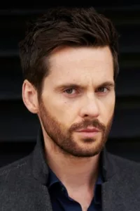 Tom Riley (born 5 April 1981 in Maidstone, Kent) is an English film, television, and theatre actor. Tom was involved in drama in his home town of Maidstone, Kent, since the age of four and spent his school years writing […]