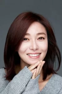 Jang Young-Nam (장영남) est une actrice sud-coréenne.   Date d’anniversaire : 25/11/1973
