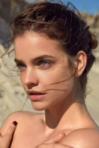 Palvin was born in Budapest. At an early age, Palvin took up football and singing, considering them her favorite hobbies. She was discovered on the streets of Budapest in 2006, at the age of 13. She shot her first editorial […]
