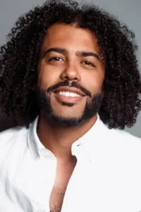 Daveed Daniele Diggs (born January 24, 1982) is an American actor, rapper, singer, and songwriter. He is the vocalist of the experimental hip hop group clipping., and in 2015 originated the roles of Marquis de Lafayette and Thomas Jefferson in […]
