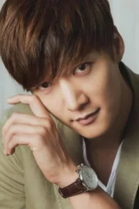 Choi Jin Hyuk is one of the most popular South Korean actors working today. Born as Kim Tae Ho on February 9, 1986, Choi Jin Hyuk broke into entertainment in 2006 after he won the grand prize in the reality […]