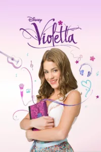 Violetta, c’est l’histoire d’une adolescente très talentueuse qui, après avoir vécu de nombreuses années à Madrid, est retournée avec son père à Buenos Aires, sa ville natale. Elle entrera dans un studio de musique, mais suscitera la jalousie de Ludmila, […]